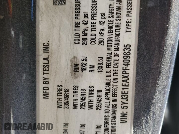 2023 Tesla Model 3 z VIN 5YJ3E1EAXPF409835, wystawiony jako Copart lot #56205335 z przebiegiem Nie podano mil oraz Szkoda całkowita • Salvage title. Historia ofert i sprzedaży dostępna na DreamBid. Obrazek 12.
