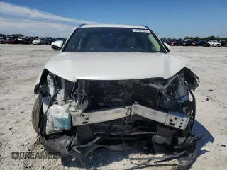 2017 Toyota Highlander XLE with VIN 5TDKZRFH3HS521741, listed as a Copart auction lot 55981365 with 91,680 mi miles and Salvage title. Bid and sale history available at DreamBid. Image 5.