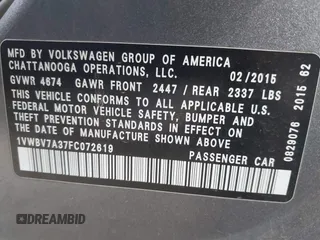 2015 Volkswagen Passat SE z VIN 1VWBV7A37FC072619, wystawiony jako IAAI lot #42389938 z przebiegiem 159 709 mil mil oraz . Historia ofert i sprzedaży dostępna na DreamBid. Obrazek 9.