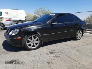 2003 Mercedes-Benz C 230 Kompressor z VIN WDBRF40J33A478707, wystawiony jako Copart lot #54256385 z przebiegiem 137 739 mil mil oraz Szkoda całkowita • Salvage title. Historia ofert i sprzedaży dostępna na DreamBid. Obrazek 1.