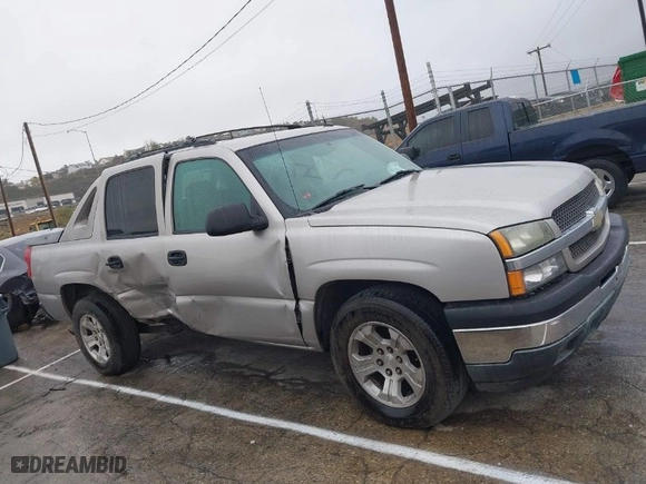 2005 Chevrolet Avalanche LS with VIN 3GNEC12Z05G163675, listed as a IAAI auction lot 41461801 with 430,784 mi miles. Bid and sale history available at carsss.com. Image 13.