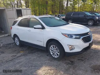 2018 Chevrolet Equinox LT with VIN 3GNAXSEV3JS573489, listed as a IAAI auction lot 41982629 with 77,601 mi miles. Bid and sale history available at carsss.com. Image 1.