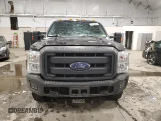 2015 Ford F-250 XLT with VIN 1FTBF2B65FEC94608, listed as a Copart auction lot 45738315 with 84,803 mi miles and Salvage title. Bid and sale history available at DreamBid. Image 5.