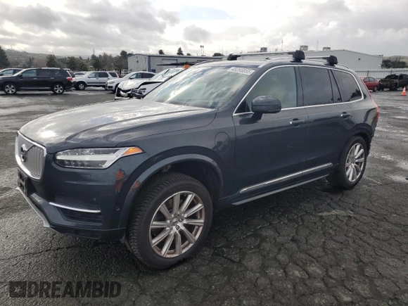 2017 Volvo XC90 Inscription with VIN YV4BC0PL3H1171330, listed as a Copart auction lot 45266855 with 65,008 mi miles and Salvage Title. Bid and sale history available at carsss.com. Image 1.