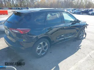2024 Ford Escape ST-Line with VIN 1FMCU0MZ9RUA20923, listed as a IAAI auction lot 40926247 with 3,693 mi miles and . Bid and sale history available at DreamBid. Image 4.
