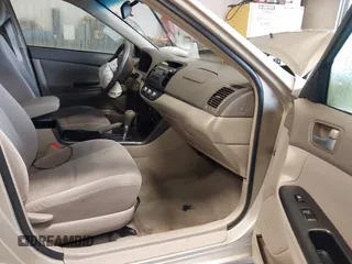 2006 Toyota Camry STD with VIN 4T1BE32K06U152044, listed as a IAAI auction lot 41578843 with 224,492 mi miles. Bid and sale history available at carsss.com. Image 5.