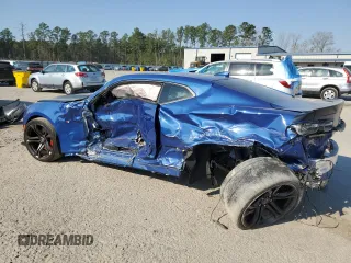 2022 Chevrolet Camaro LT1 with VIN 1G1FE1R73N0133675, listed as a Copart auction lot 46100305 with 0 mi miles and Salvage Title. Bid and sale history available at carsss.com. Image 2.
