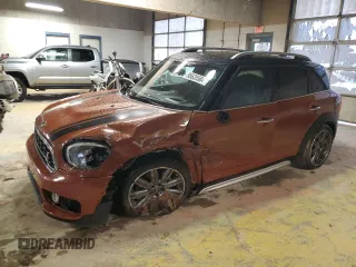 2017 MINI Countryman Cooper S with VIN WMZYT5C37H3D80626, listed as a Copart auction lot 86635584 with 118,029 mi miles and Clean Title. Bid and sale history available at carsss.com. Image 1.
