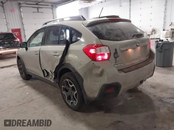 2015 Subaru XV Crosstrek Limited with VIN JF2GPAPC8FH277085, listed as a IAAI auction lot 41938913 with 124,159 mi miles. Bid and sale history available at carsss.com. Image 3.