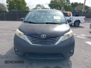 2011 Toyota Sienna XLE AAS with VIN 5TDYK3DC2BS150565, listed as a IAAI auction lot 41845965 with 279,253 mi miles and . Bid and sale history available at DreamBid. Image 12.