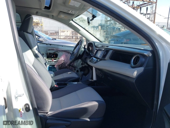 2015 Toyota RAV4 XLE with VIN JTMWFREV9FJ034992, listed as a IAAI auction lot 41922694 with 100,956 mi miles. Bid and sale history available at carsss.com. Image 5.