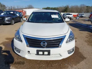 2014 Nissan Altima 2.5 S with VIN 1N4AL3AP7EN222382, listed as a IAAI auction lot 41674109 with 84,721 mi miles. Bid and sale history available at carsss.com. Image 12.
