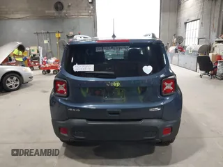 2020 Jeep Renegade Latitude with VIN ZACNJBBBXLPL56884, listed as a IAAI auction lot 39932114 with 27,431 mi miles. Bid and sale history available at carsss.com. Image 16.