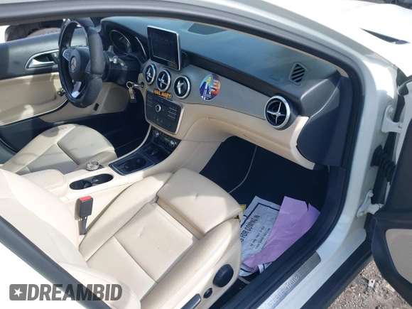 2016 Mercedes-Benz GLA 250 z VIN WDCTG4EB4GJ258174, wystawiony jako IAAI lot #41595364 z przebiegiem 112 649 mil mil oraz . Historia ofert i sprzedaży dostępna na DreamBid. Obrazek 5.