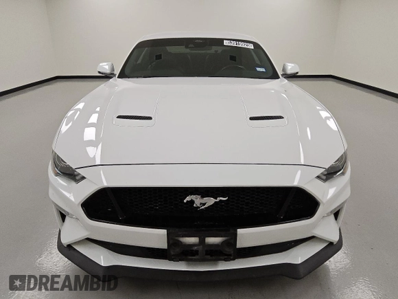 2021 Ford Mustang GT z VIN 1FA6P8CF2M5122054, wystawiony jako Copart lot #53919925 z przebiegiem 56 936 mil mil oraz Tytuł czysty. Historia ofert i sprzedaży dostępna na DreamBid. Obrazek 5.