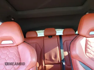 2024 BMW X4 M z VIN 5YM23EC01R9W18369, wystawiony jako Copart lot #82886254 z przebiegiem Nie podano mil oraz Szkoda całkowita • Salvage title. Historia ofert i sprzedaży dostępna na DreamBid. Obrazek 10.