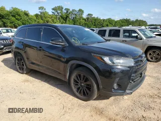 2019 Toyota Highlander SE with VIN 5TDJZRFH4KS594586, listed as a Copart auction lot 54616435 with 122,328 mi miles and Clean title. Bid and sale history available at DreamBid. Image 4.