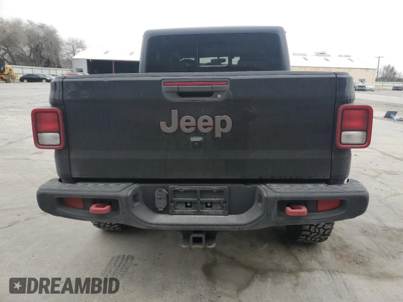 2020 Jeep Gladiator Rubicon with VIN 1C6JJTBG1LL147385, listed as a Copart auction lot 46136215 with 33,814 mi miles and Clean Title. Bid and sale history available at DreamBid. Image 6.