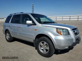 2006 Honda Pilot EX-L with RES with VIN 5FNYF28686B051729, listed as a Copart auction lot 52013915 with 155,598 mi miles and Salvage Title. Bid and sale history available at carsss.com. Image 4.