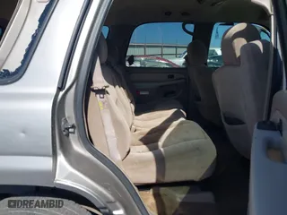 2003 Chevrolet Tahoe LS with VIN 1GNEC13V13J298445, listed as a IAAI auction lot 41728848 with 226,727 mi miles. Bid and sale history available at carsss.com. Image 8.