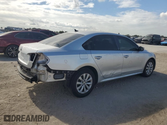 2014 Volkswagen Passat S w/Nav with VIN 1VWAP7A34EC008316, listed as a Copart auction lot 88160935 with 122,921 mi miles and Salvage Title. Bid and sale history available at carsss.com. Image 3.