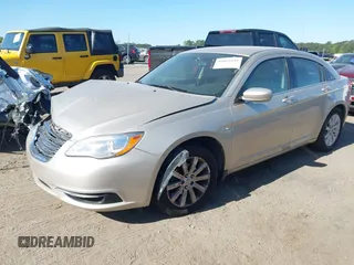 2014 Chrysler 200 Touring with VIN 1C3CCBBB7EN117992, listed as a IAAI auction lot 42060449 with 139,147 mi miles. Bid and sale history available at carsss.com. Image 2.