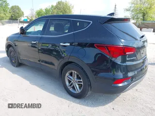 2017 Hyundai Santa Fe 2.4L с VIN 5XYZTDLBXHG440736, выставлен на аукционе IAAI как лот 42234524 с пробегом 134 045 миль миль и . История ставок и продаж доступна на DreamBid. Изображение 3.