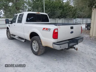 2010 Ford Super Duty F-250 SRW XL with VIN 1FTSW2BR5AEA79832, listed as a IAAI auction lot 41678829 with 175,470 mi miles. Bid and sale history available at carsss.com. Image 3.