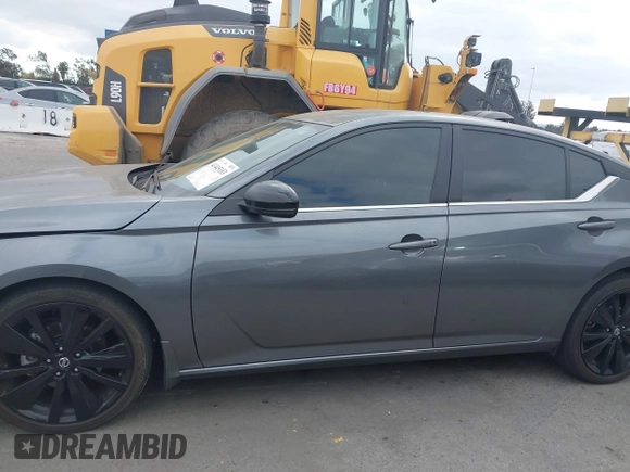 2022 Nissan Altima SR z VIN 1N4BL4CV7NN420272, wystawiony jako IAAI lot #41445103 z przebiegiem 48 685 mil mil oraz . Historia ofert i sprzedaży dostępna na DreamBid. Obrazek 14.