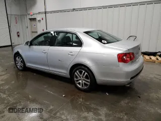 2005 Volkswagen Jetta Sedan 2.5L with VIN 3VWSG71K05M602816, listed as a Copart auction lot 41414825 with 116,842 mi miles and Non Repairable. Bid and sale history available at carsss.com. Image 2.
