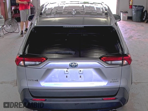 2023 Toyota RAV4 Hybrid XLE с VIN 2T3RWRFV9PW171333, выставлен на аукционе IAAI как лот 42774150 с пробегом 81 502 миль миль и . История ставок и продаж доступна на DreamBid. Изображение 23.