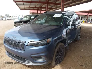 2021 Jeep Cherokee Latitude Lux with VIN 1C4PJLMX0MD207782, listed as a IAAI auction lot 41797805 with 97,863 mi miles. Bid and sale history available at carsss.com. Image 17.
