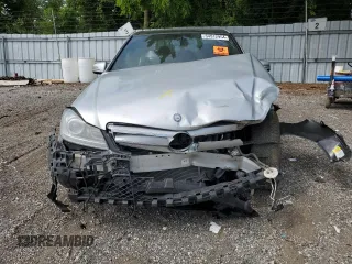2013 Mercedes-Benz C 350 with VIN WDDGF8JB6DA765456, listed as a Copart auction lot 64912954 with 242,623 mi miles and Salvage title. Bid and sale history available at DreamBid. Image 5.