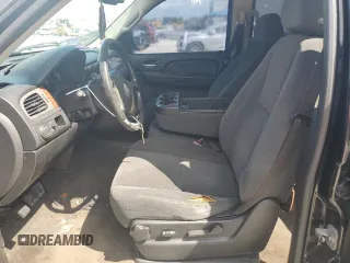 2008 GMC Yukon SLE w/3SA with VIN 1GKFC13C68R151353, listed as a Copart auction lot 70249094 with 260,279 mi miles and Clean Title. Bid and sale history available at carsss.com. Image 7.
