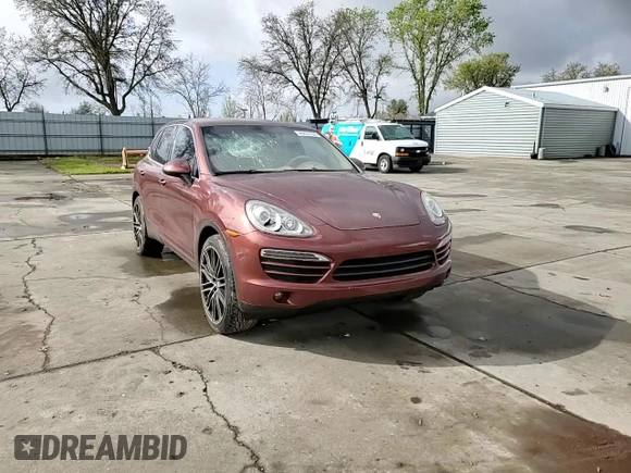2012 Porsche Cayenne z VIN WP1AA2A21CLA06372, wystawiony jako Copart lot #49437725 z przebiegiem 137 530 mil mil oraz Szkoda całkowita • Salvage title. Historia ofert i sprzedaży dostępna na DreamBid. Obrazek 11.