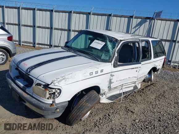 1998 Ford Explorer XL с VIN 1FMZU32E3WZB86901, выставлен на аукционе IAAI как лот 41808444 с пробегом 341 187 миль миль и . История ставок и продаж доступна на DreamBid. Изображение 6.
