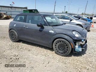2016 MINI Hardtop S with VIN WMWXP7C56G2A43878, listed as a Copart auction lot 53812665 with 67,948 mi miles and Salvage Title. Bid and sale history available at DreamBid. Image 4.