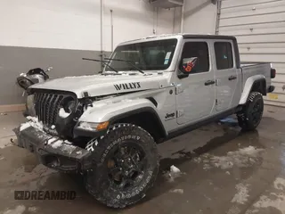 2023 Jeep Gladiator Sport S с VIN 1C6HJTAG1PL558131, выставлен на аукционе IAAI как лот 41252271 с пробегом 42 582 миль миль и . История ставок и продаж доступна на DreamBid. Изображение 18.
