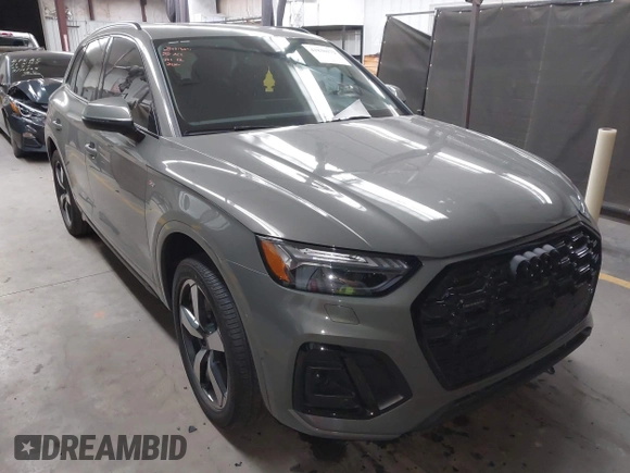2023 Audi Q5 S line Prestige with VIN WA1FAAFY5P2032400, listed as a IAAI auction lot 41830172 with 24,060 mi miles. Bid and sale history available at carsss.com. Image 1.
