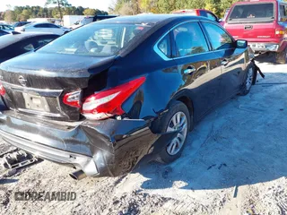 2017 Nissan Altima SV with VIN 1N4AL3AP9HC496344, listed as a IAAI auction lot 40925166 with 173,630 mi miles and . Bid and sale history available at carsss.com. Image 6.