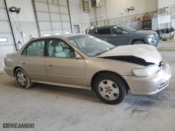 2001 Honda Accord Sdn EX w/Leather with VIN 1HGCG16561A000454, listed as a Copart auction lot 52585095 with 255,377 mi miles and Salvage Title. Bid and sale history available at carsss.com. Image 4.
