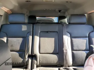 2019 Chevrolet Suburban LT z VIN 1GNSCHKC2KR121270, wystawiony jako Copart lot #51800665 z przebiegiem 187 179 mil mil oraz Szkoda całkowita • Salvage title. Historia ofert i sprzedaży dostępna na DreamBid. Obrazek 10.