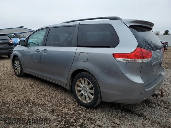 2013 Toyota Sienna LE with VIN 5TDJK3DCXDS053540, listed as a Copart auction lot 50945915 with 210,251 mi miles and Salvage Title. Bid and sale history available at carsss.com. Image 2.