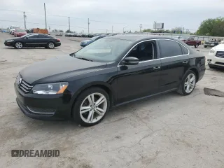 2014 Volkswagen Passat SE with VIN 1VWBT7A33EC032042, listed as a Copart auction lot 53117685 with 119,798 mi miles and Clean title. Bid and sale history available at DreamBid. Image 1.
