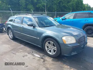 2005 Dodge Magnum RT z VIN 2D4GV58235H164951, wystawiony jako IAAI lot #42325563 z przebiegiem 177 746 mil mil oraz . Historia ofert i sprzedaży dostępna na DreamBid. Obrazek 1.