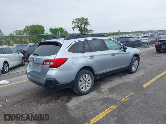 2018 Subaru Outback Premium z VIN 4S4BSAFC7J3336279, wystawiony jako IAAI lot #42352324 z przebiegiem 132 707 mil mil oraz . Historia ofert i sprzedaży dostępna na DreamBid. Obrazek 4.