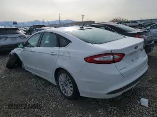 2014 Ford Fusion SE Hybrid with VIN 3FA6P0LUXER379123, listed as a Copart auction lot 45771445 with 180,393 mi miles and Salvage title. Bid and sale history available at DreamBid. Image 2.
