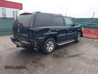 2005 Cadillac Escalade z VIN 1GYEK63N95R124940, wystawiony jako IAAI lot #42255300 z przebiegiem 160 355 mil mil oraz . Historia ofert i sprzedaży dostępna na DreamBid. Obrazek 4.