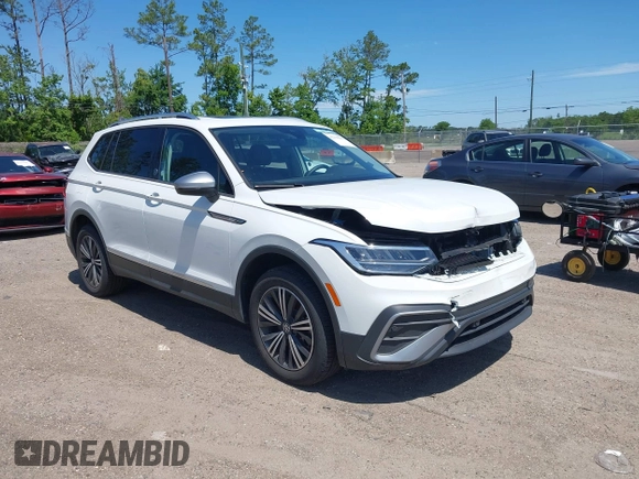 2024 Volkswagen Tiguan with VIN 3VVTB7AX9RM217926, listed as a IAAI auction lot 42339057 with 8,233 mi miles and . Bid and sale history available at DreamBid. Image 1.