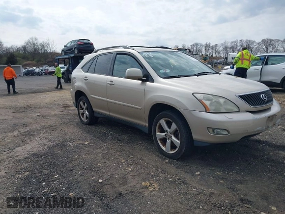 2005 Lexus RX 330 with VIN 2T2HA31U65C047755, listed as a IAAI auction lot 42043942 with 301,840 mi miles. Bid and sale history available at carsss.com. Image 1.
